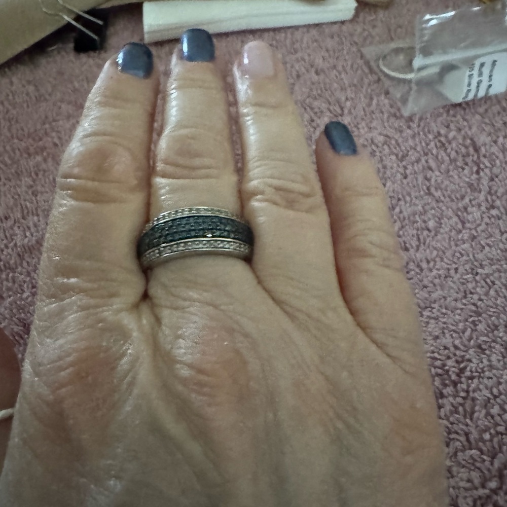 Elegant Blue and Diamond Ring